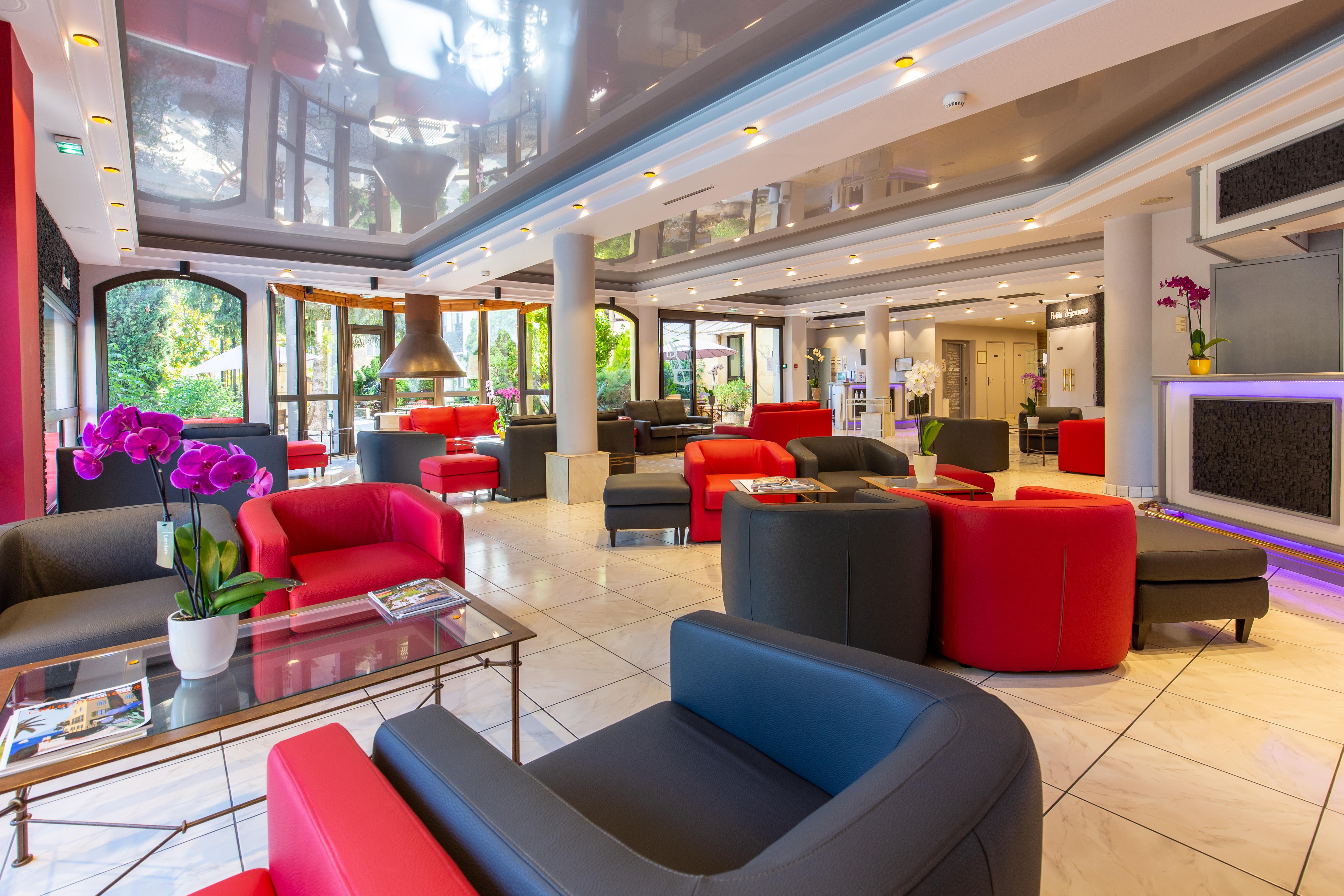 Au Grand Hotel De Sarlat - Pavillon De Selves Экстерьер фото