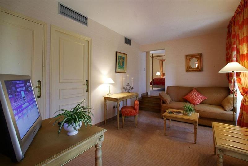Au Grand Hotel De Sarlat - Pavillon De Selves Экстерьер фото